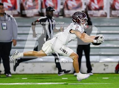 Thumbnail 2 in Ennis @ Wilson (UIL 5A D2 Football Bi-District) photogallery.