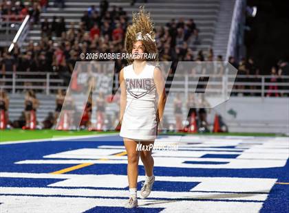 Thumbnail 2 in Ennis @ Wilson (UIL 5A D2 Football Bi-District) photogallery.