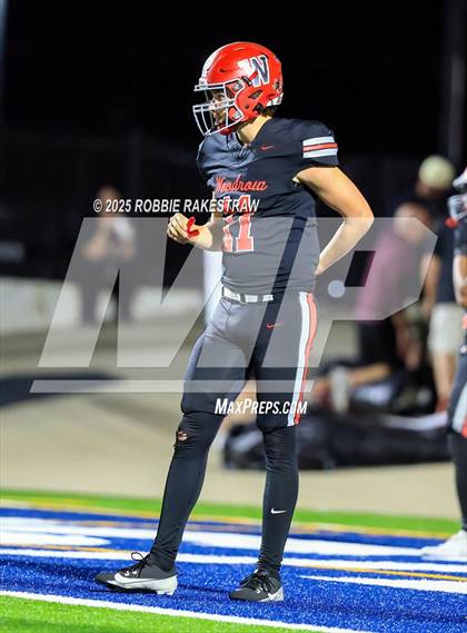 Thumbnail 1 in Ennis @ Wilson (UIL 5A D2 Football Bi-District) photogallery.