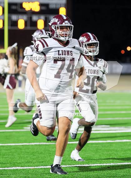 Thumbnail 1 in Ennis @ Wilson (UIL 5A D2 Football Bi-District) photogallery.
