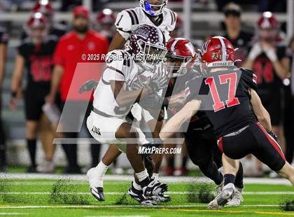Thumbnail 3 in Ennis @ Wilson (UIL 5A D2 Football Bi-District) photogallery.