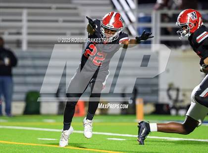 Thumbnail 3 in Ennis @ Wilson (UIL 5A D2 Football Bi-District) photogallery.