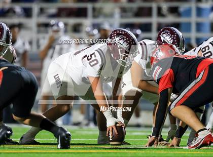 Thumbnail 2 in Ennis @ Wilson (UIL 5A D2 Football Bi-District) photogallery.