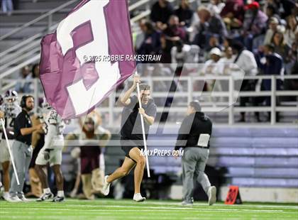 Thumbnail 2 in Ennis @ Wilson (UIL 5A D2 Football Bi-District) photogallery.