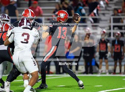 Thumbnail 3 in Ennis @ Wilson (UIL 5A D2 Football Bi-District) photogallery.