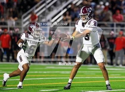 Thumbnail 2 in Ennis @ Wilson (UIL 5A D2 Football Bi-District) photogallery.