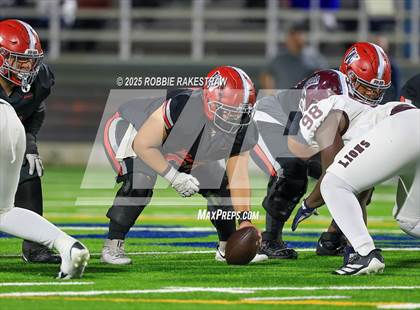 Thumbnail 3 in Ennis @ Wilson (UIL 5A D2 Football Bi-District) photogallery.