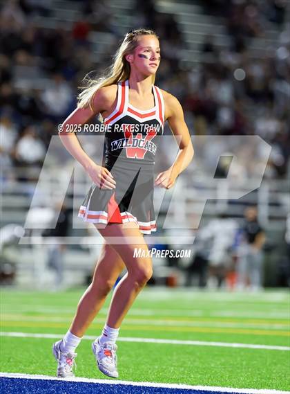 Thumbnail 1 in Ennis @ Wilson (UIL 5A D2 Football Bi-District) photogallery.