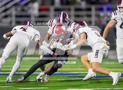 Thumbnail 2 in Ennis @ Wilson (UIL 5A D2 Football Bi-District) photogallery.