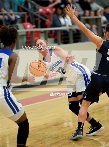 Thumbnail 2 in Star City vs. Southside (AAAA 4A Regional Playoff) photogallery.