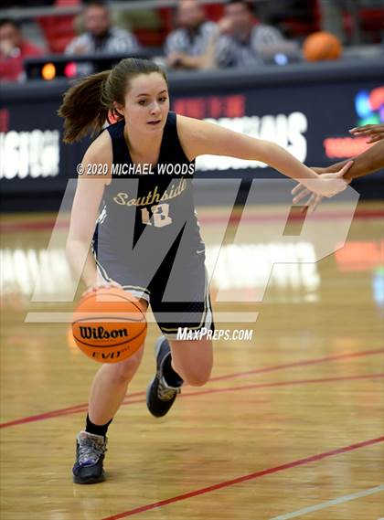 Thumbnail 2 in Star City vs. Southside (AAAA 4A Regional Playoff) photogallery.