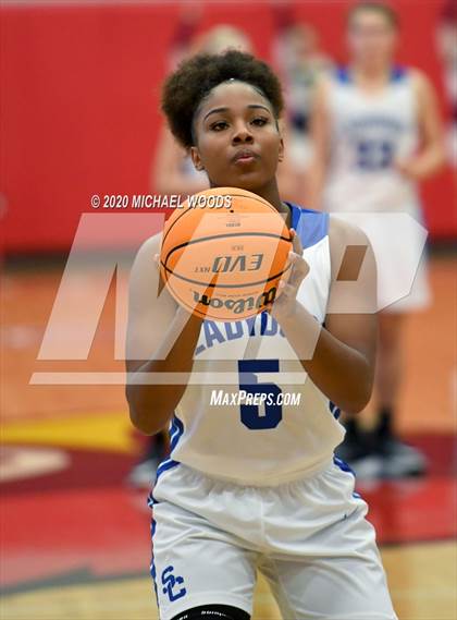 Thumbnail 3 in Star City vs. Southside (AAAA 4A Regional Playoff) photogallery.