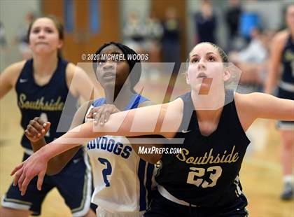 Thumbnail 2 in Star City vs. Southside (AAAA 4A Regional Playoff) photogallery.