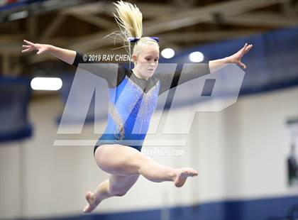 Thumbnail 3 in CHSAA Individual Finals photogallery.