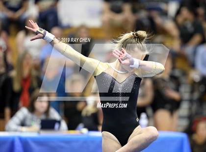 Thumbnail 2 in CHSAA Individual Finals photogallery.