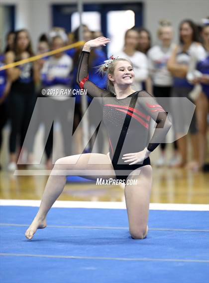 Thumbnail 1 in CHSAA Individual Finals photogallery.