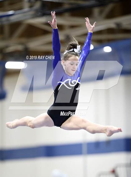 Thumbnail 1 in CHSAA Individual Finals photogallery.