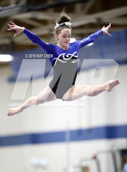 Thumbnail 2 in CHSAA Individual Finals photogallery.