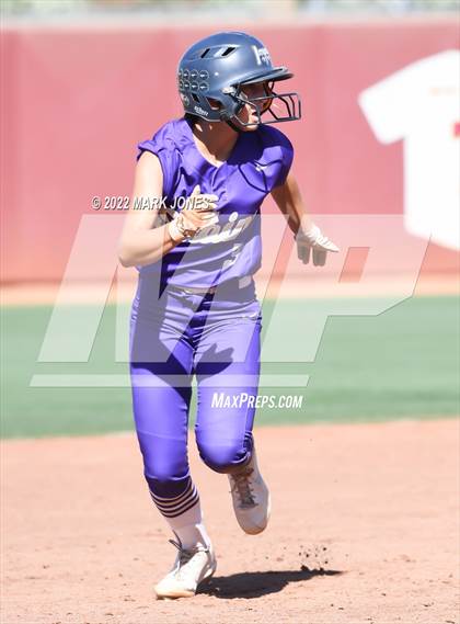 Thumbnail 1 in Sabino vs. Winslow (AIA 3A Final) photogallery.