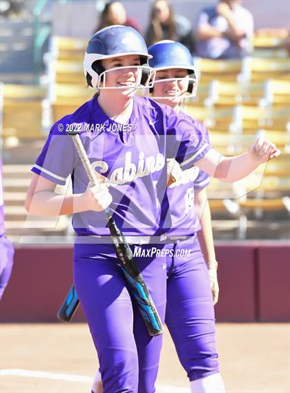 Thumbnail 2 in Sabino vs. Winslow (AIA 3A Final) photogallery.