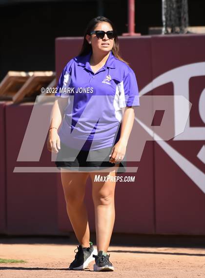 Thumbnail 2 in Sabino vs. Winslow (AIA 3A Final) photogallery.