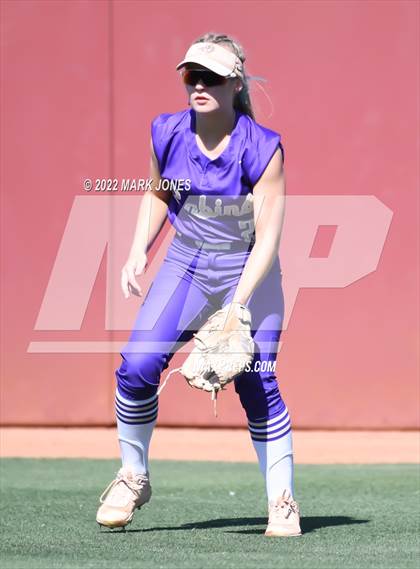 Thumbnail 2 in Sabino vs. Winslow (AIA 3A Final) photogallery.