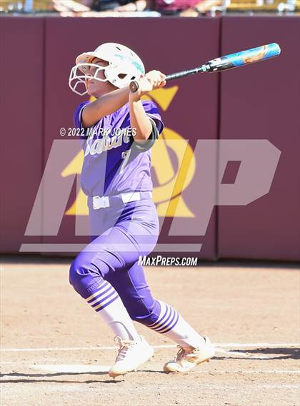 Thumbnail 3 in Sabino vs. Winslow (AIA 3A Final) photogallery.