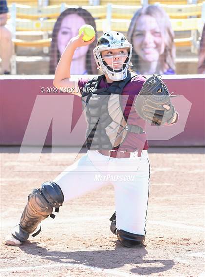 Thumbnail 2 in Sabino vs. Winslow (AIA 3A Final) photogallery.