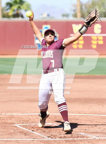 Thumbnail 3 in Sabino vs. Winslow (AIA 3A Final) photogallery.