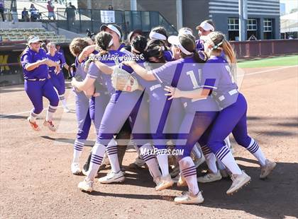 Thumbnail 3 in Sabino vs. Winslow (AIA 3A Final) photogallery.