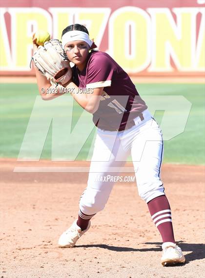Thumbnail 1 in Sabino vs. Winslow (AIA 3A Final) photogallery.