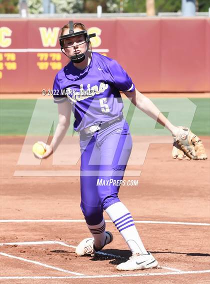 Thumbnail 2 in Sabino vs. Winslow (AIA 3A Final) photogallery.