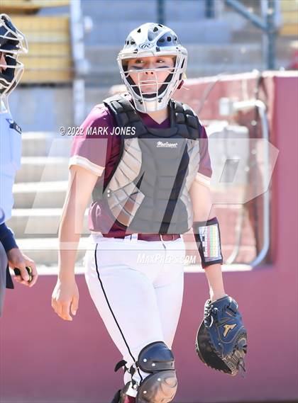 Thumbnail 2 in Sabino vs. Winslow (AIA 3A Final) photogallery.