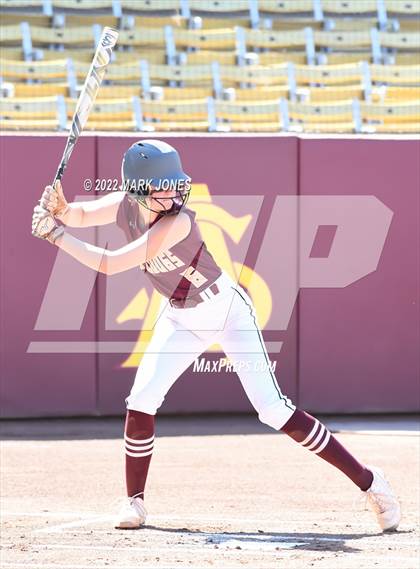 Thumbnail 2 in Sabino vs. Winslow (AIA 3A Final) photogallery.
