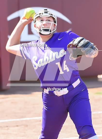 Thumbnail 3 in Sabino vs. Winslow (AIA 3A Final) photogallery.