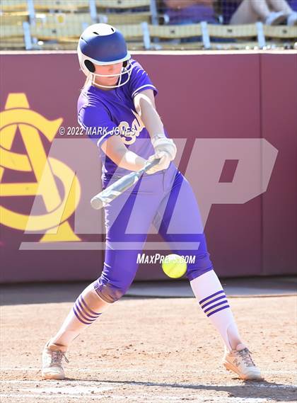 Thumbnail 3 in Sabino vs. Winslow (AIA 3A Final) photogallery.