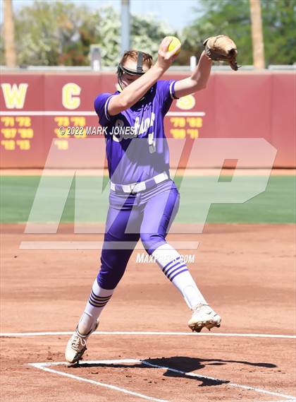 Thumbnail 2 in Sabino vs. Winslow (AIA 3A Final) photogallery.