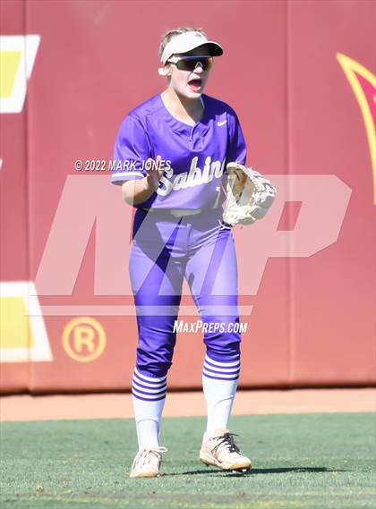 Thumbnail 1 in Sabino vs. Winslow (AIA 3A Final) photogallery.
