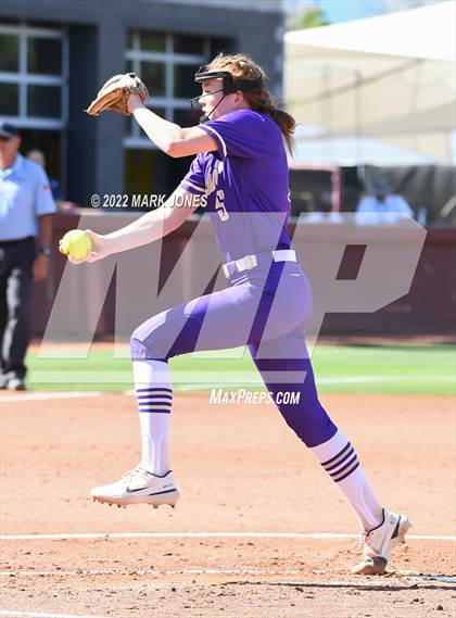 Thumbnail 2 in Sabino vs. Winslow (AIA 3A Final) photogallery.