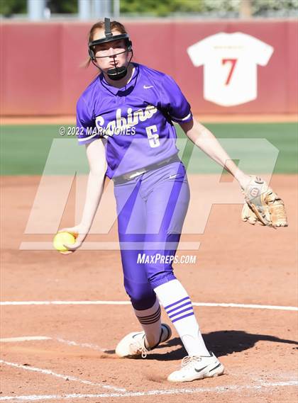 Thumbnail 1 in Sabino vs. Winslow (AIA 3A Final) photogallery.