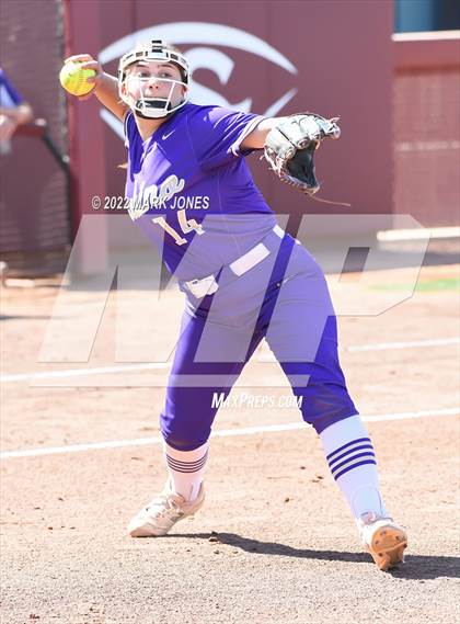 Thumbnail 2 in Sabino vs. Winslow (AIA 3A Final) photogallery.