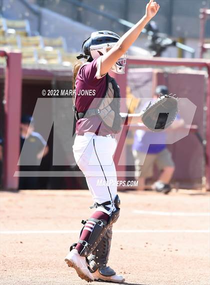 Thumbnail 2 in Sabino vs. Winslow (AIA 3A Final) photogallery.
