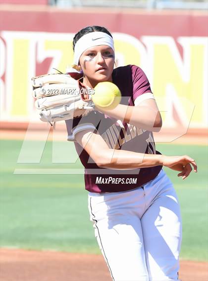 Thumbnail 3 in Sabino vs. Winslow (AIA 3A Final) photogallery.