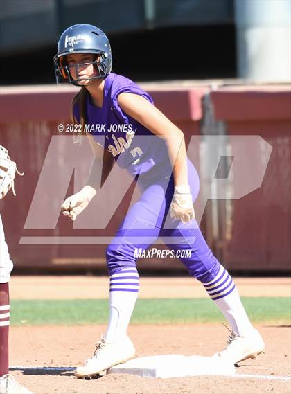 Thumbnail 1 in Sabino vs. Winslow (AIA 3A Final) photogallery.