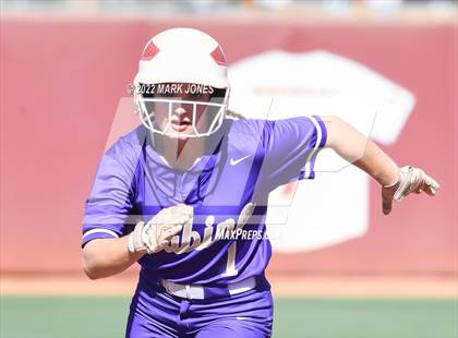 Thumbnail 2 in Sabino vs. Winslow (AIA 3A Final) photogallery.