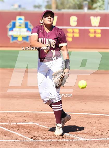 Thumbnail 3 in Sabino vs. Winslow (AIA 3A Final) photogallery.