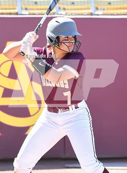 Thumbnail 2 in Sabino vs. Winslow (AIA 3A Final) photogallery.