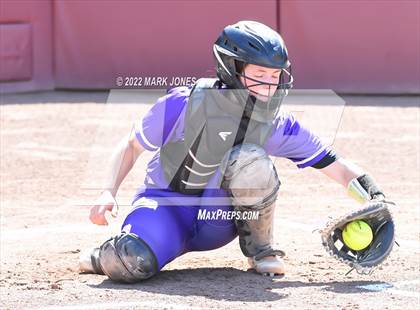 Thumbnail 2 in Sabino vs. Winslow (AIA 3A Final) photogallery.