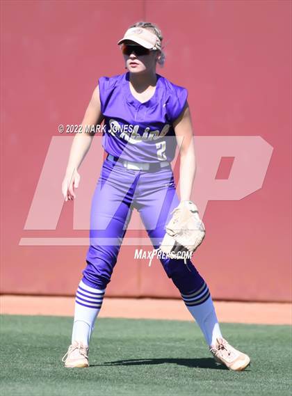 Thumbnail 3 in Sabino vs. Winslow (AIA 3A Final) photogallery.