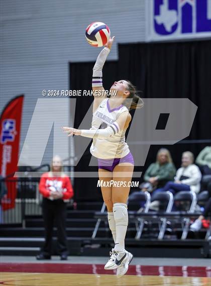 Thumbnail 3 in Grand Oaks vs. Fulshear (UIL 6A Volleyball Division 1 Final) photogallery.